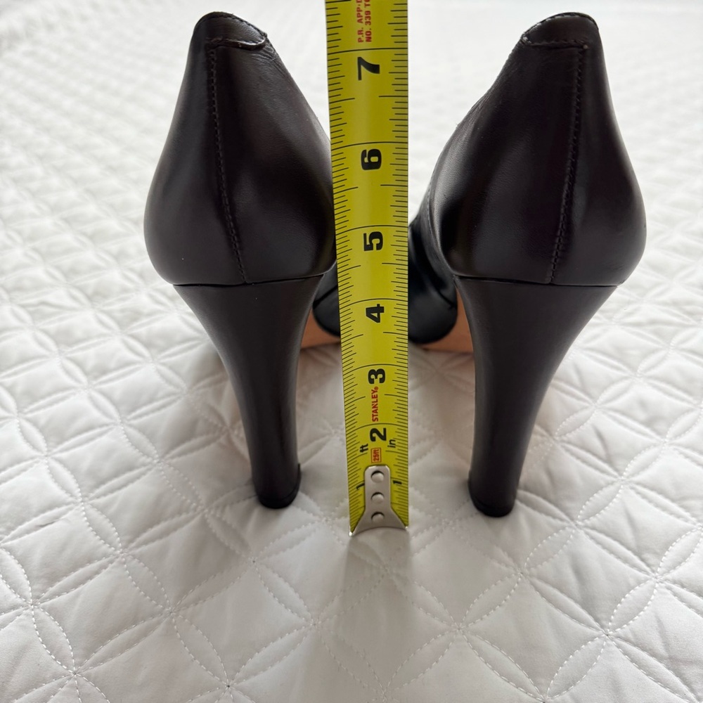 Corso Como Del Pumps Two Tone Black Brown Leather Round Cap Toe Heels Sz 9.5 - Picture 7 of 11